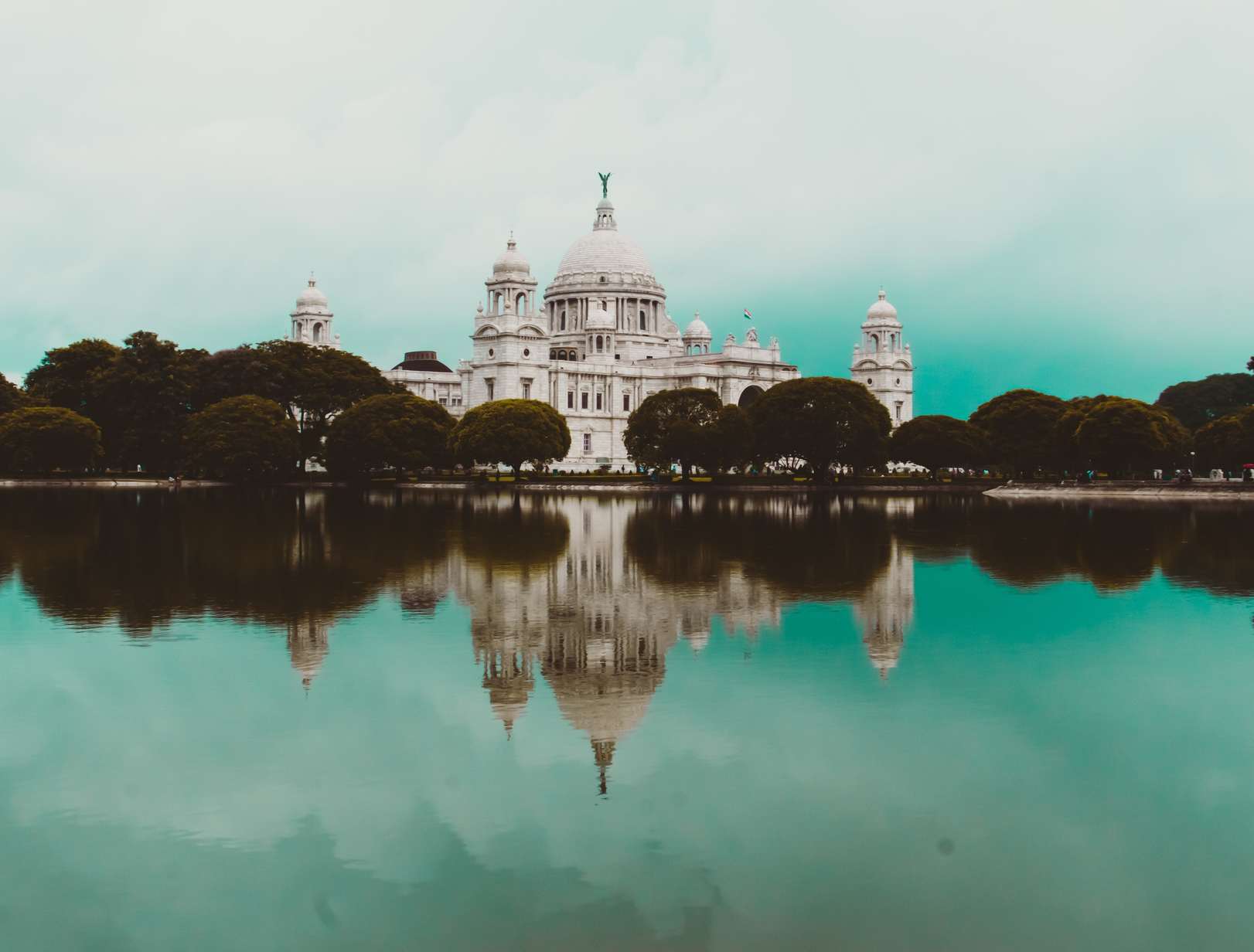 suresh tripathi attorneys kolkata